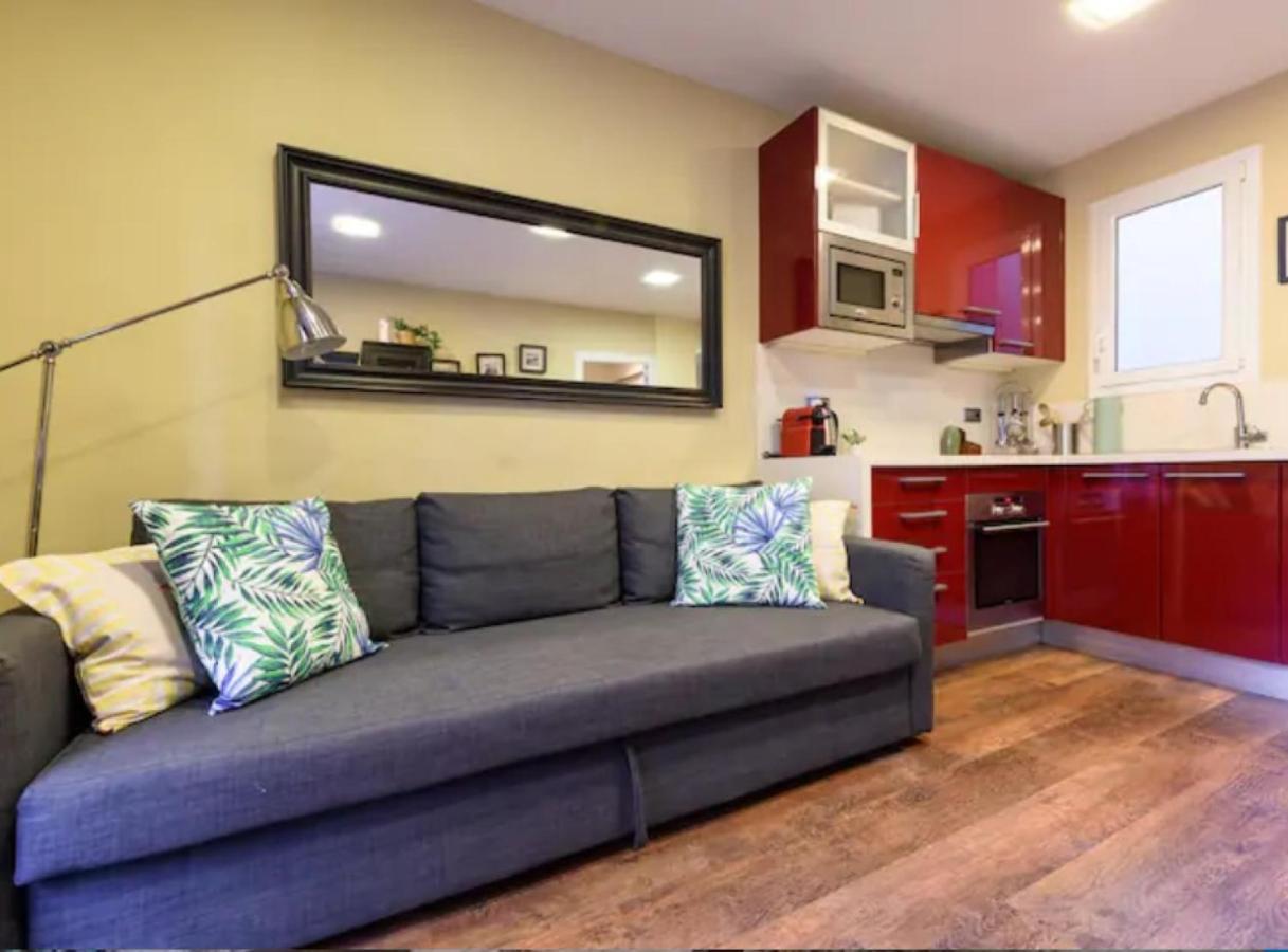 Ramblasrentals Cozy Renovated 2Br With Balcony Lift 20M Rambla - Parking - Wifi Barcelona Buitenkant foto
