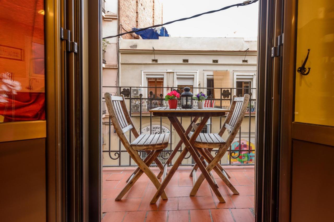 Ramblasrentals Cozy Renovated 2Br With Balcony Lift 20M Rambla - Parking - Wifi Barcelona Buitenkant foto