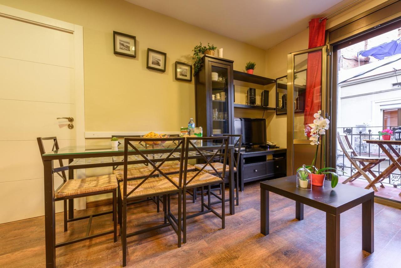 Ramblasrentals Cozy Renovated 2Br With Balcony Lift 20M Rambla - Parking - Wifi Barcelona Buitenkant foto